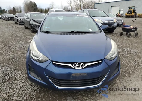 2016 Hyundai Elantra Se z USA, uszkodzony, nr VIN 5NPDH4AE1GH663361